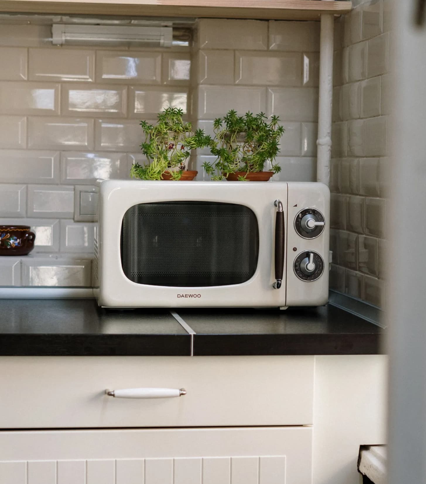 Countertop microwave oven on a kitchen counter